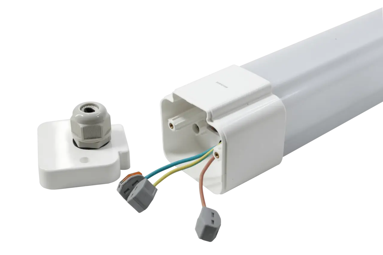 LED Montagebalk 150cm - DIP switch 25W/45W - 160 lm/w - DIP switch CCT 3000K / 4000K / 5000K - PC (polycarbonaat) behuizing -  5 aderige bekabeling - IP65 - IK09 slagvast LED Montagebalk 150cm - DIP switch 25W/45W - 160 lm/w - DIP switch CCT 3000K / 4000K / 5000K - PC (polycarbonaat) behuizing -  5 aderige bekabeling - IP65 - IK09 slagvast