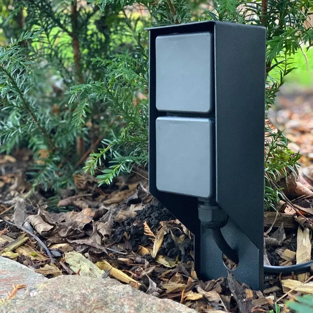 KS VERLICHTING Buitenstopcontact Dubbel 2x230V – Waterdicht IP44 – Tuin Stekkerdoos met Grondpin – 38cm  | Geschikt voor Buitengebruik - 38cm Hoog KS VERLICHTING Buitenstopcontact Dubbel 2x230V – Waterdicht IP44 – Tuin Stekkerdoos met Grondpin – 38cm  | Geschikt voor Buitengebruik - 38cm Hoog