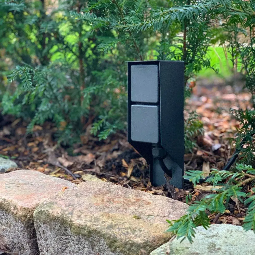 KS VERLICHTING Buitenstopcontact Dubbel 2x230V – Waterdicht IP44 – Tuin Stekkerdoos met Grondpin – 38cm  | Geschikt voor Buitengebruik - 38cm Hoog KS VERLICHTING Buitenstopcontact Dubbel 2x230V – Waterdicht IP44 – Tuin Stekkerdoos met Grondpin – 38cm  | Geschikt voor Buitengebruik - 38cm Hoog