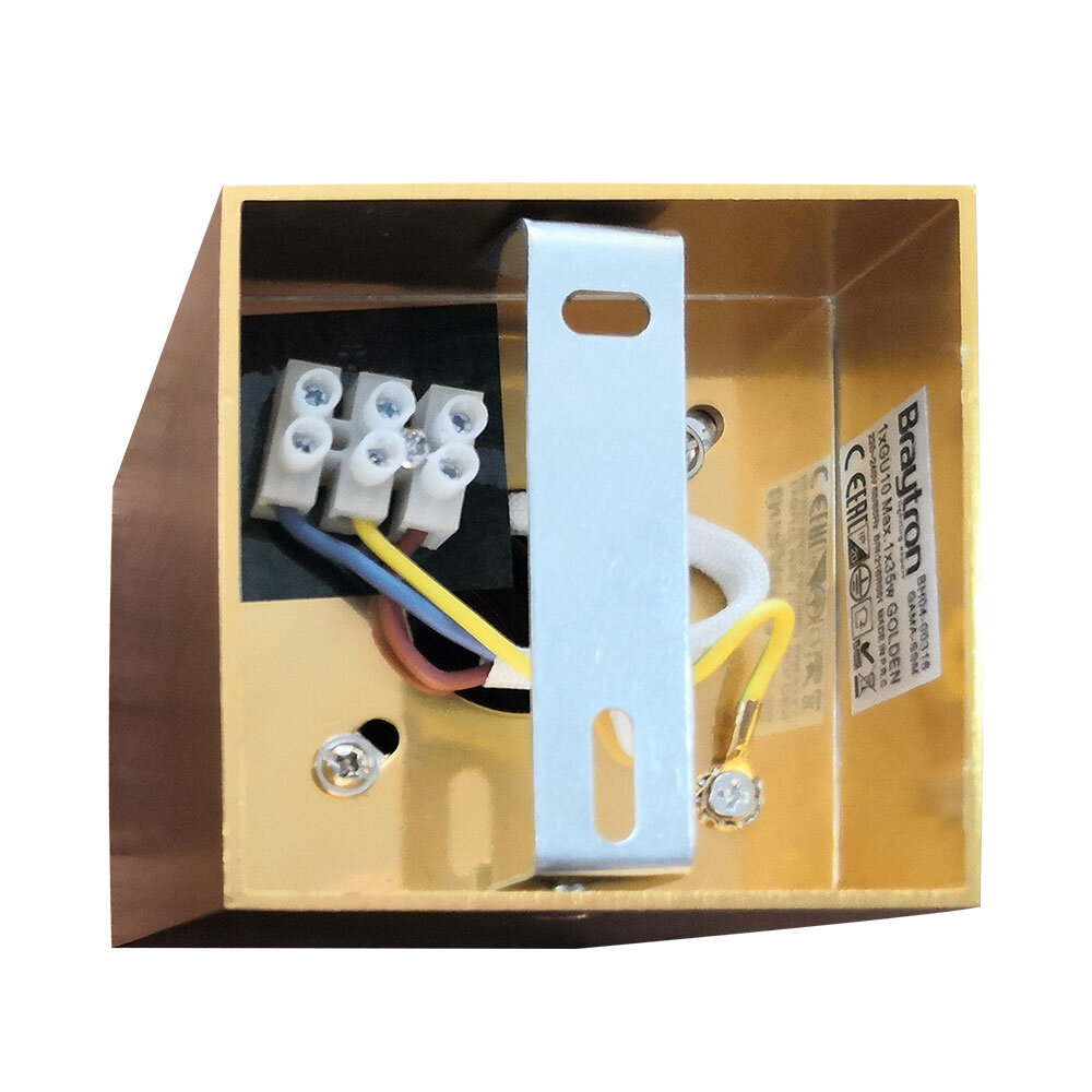 LCB LED LED Opbouwspot - GU10 - IP20 - 80x80x100mm - Aluminium Goud - Kantelbaar - Max 35W | GAMA LCB LED LED Opbouwspot - GU10 - IP20 - 80x80x100mm - Aluminium Goud - Kantelbaar - Max 35W | GAMA