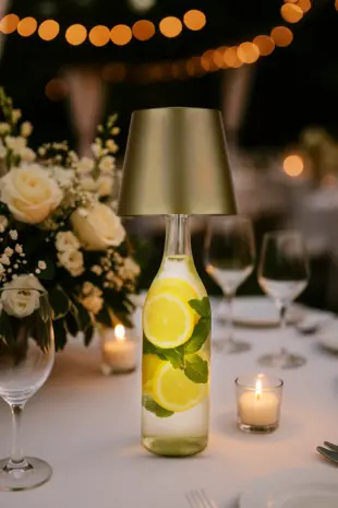 LED line verlichting - Betaalbare Professionele LED Oplossingen LED Tafellamp IP54 – TAZA 3,5W – 400Lm – CCT 3000K/4000K/5000K – Goud – 2x2000mAh Accu – 4in1 LITE | Draagbaar & Oplaadbaar Werklicht voor Binnen/Buiten