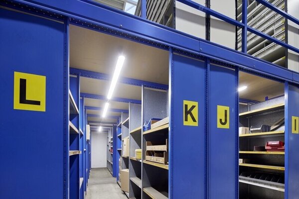 Ledvance Zakelijk: Professionele LED Verlichting & Armaturen | voor de installateur LED Waterdichte Montagebalk - 32W 138 lm/w  - 4000k - 120cm - IP65