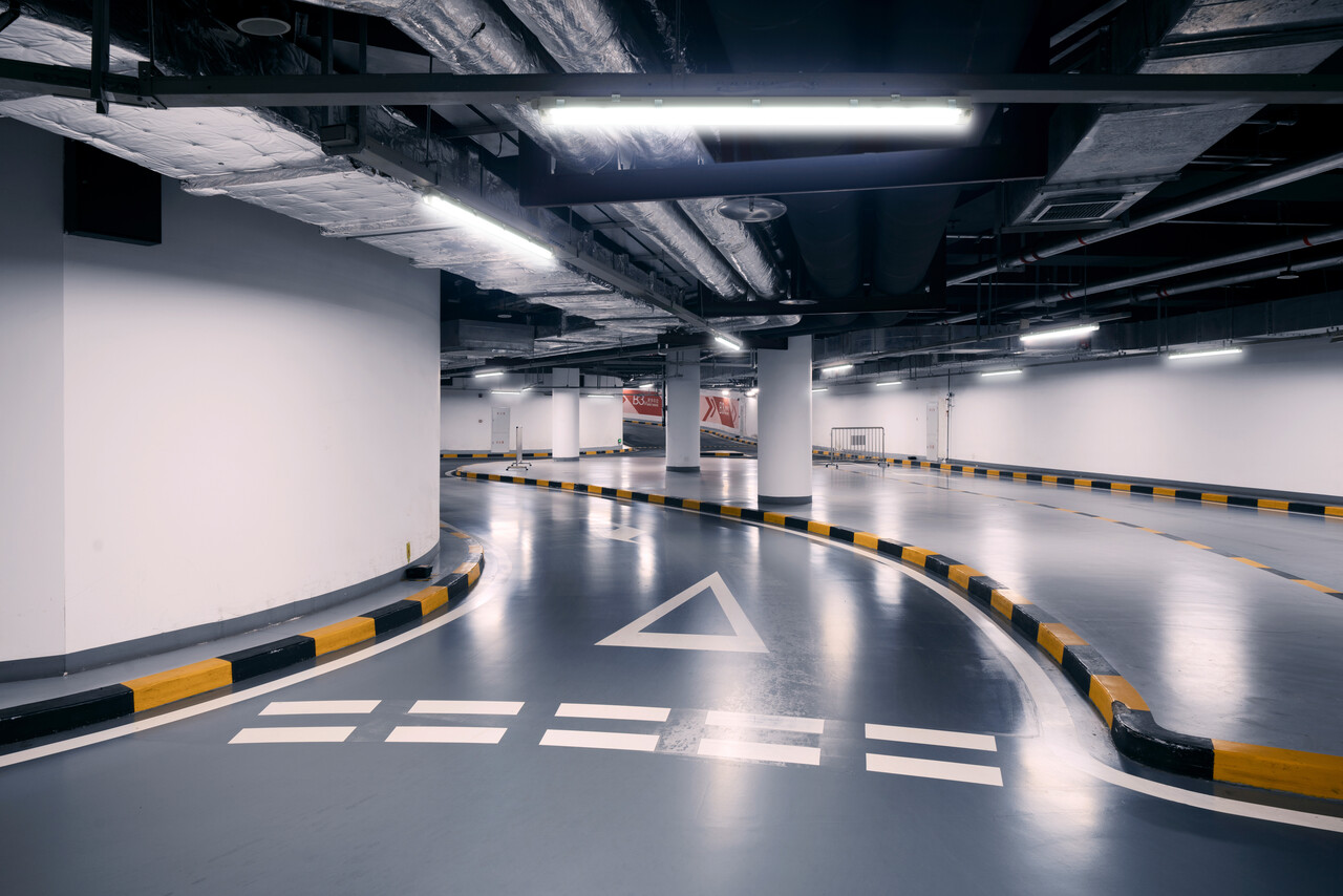 Ledvance Zakelijk: Professionele LED Verlichting & Armaturen | voor de installateur LED TL Armatuur 60cm IP65 IK08 – Waterdichte G13 T8 Montagebalk – 1-Lichts | Max 12W | Alleen voor LED