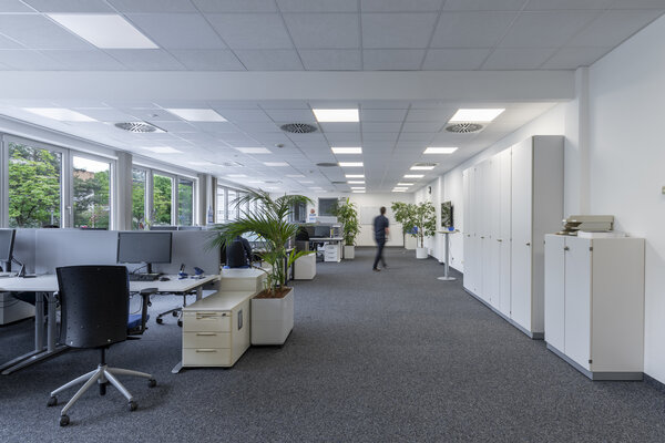 Ledvance LED Paneel - Comfort Aluminium Wit - 28W 3640lm - 4000K Helder Wit - 60x60cm | UGR < 19