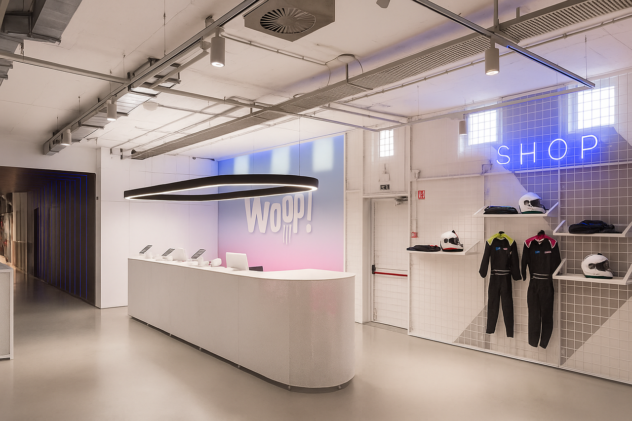 Intra Lighting voor de zakelijke markt: Exclusieve verlichting voor de architect LED Hanglamp Ovaal Ring -  WAVE ALU Zwart - Up Down Shine - 49W  5400Lm - 2700K 927 Warm Wit | 3000MM - 90D - 5 Jaar Garantie