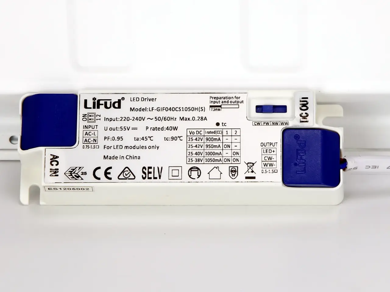 LED line verlichting - Betaalbare Professionele LED Oplossingen LED Paneel backlit  -  34-40W 5300Lm - 4CCT 827-830-840-850 Multi Color Switch | 60x60cm - UGR19 Prisma - 75000H - 5 Garantie