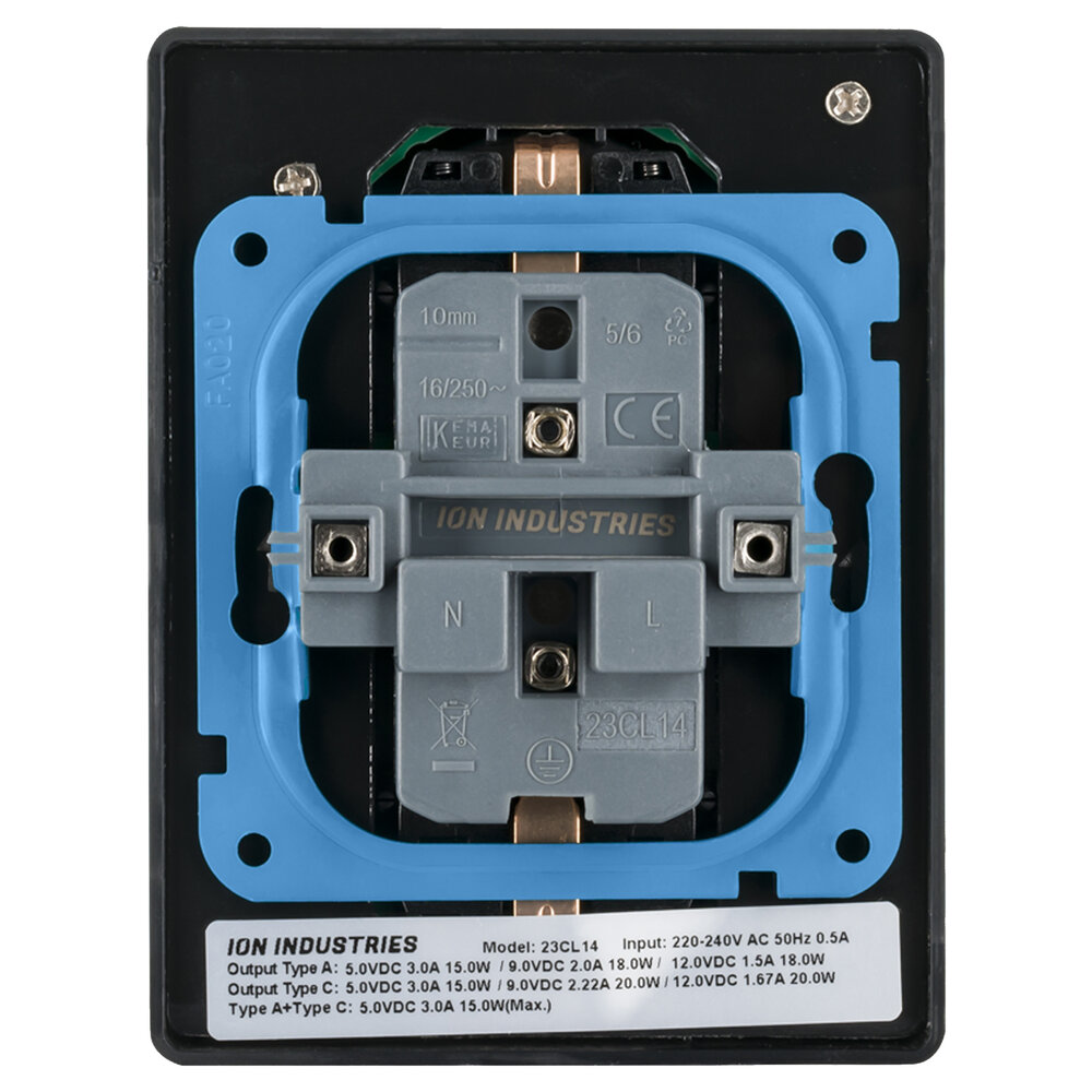 ION INDUSTRIES ION Industries V1/J1 Contactdoos Inbouw 2-voudig met Randaarde & USB A/C – Zwart ION INDUSTRIES ION Industries V1/J1 Contactdoos Inbouw 2-voudig met Randaarde & USB A/C – Zwart