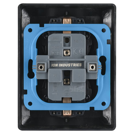 ION INDUSTRIES ION Industries E1 Contactdoos Inbouw 2-voudig met Randaarde – Mat Zwart ION INDUSTRIES ION Industries E1 Contactdoos Inbouw 2-voudig met Randaarde – Mat Zwart