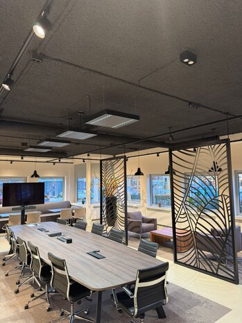 Ledvance Zakelijk: Professionele LED Verlichting & Armaturen | voor de installateur LED Paneel 60X60CM UGR16 Louvre - Aluminum Mat Zwart - 27.5W 4000Lm - 4000K 840 Koel Wit | IP20 Ledvance Zakelijk: Professionele LED Verlichting & Armaturen | voor de installateur LED Paneel 60X60CM UGR16 Louvre - Aluminum Mat Zwart - 27.5W 4000Lm - 4000K 840 Koel Wit | IP20