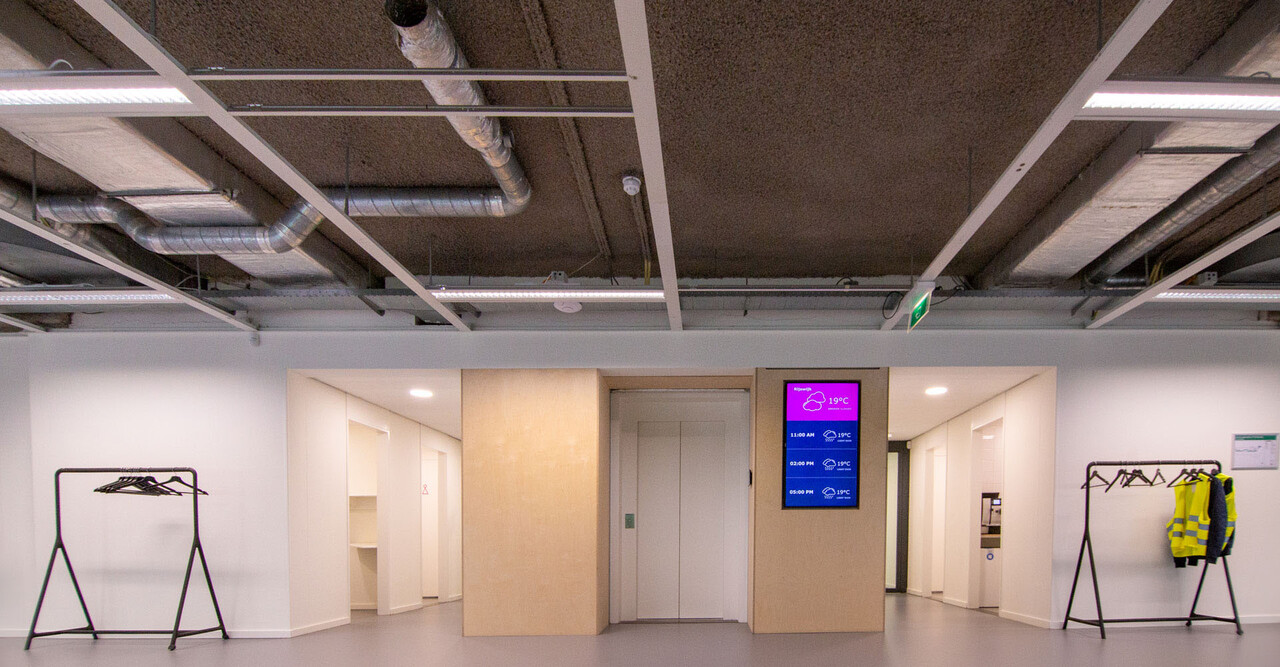 LED Bandraster Armatuur UGR16 - Wit  - Louvre Zwart - Plenum - 1720x200MM - 32W 3500Lm - 840 Koel Wit | 3 meter - Eurostekker