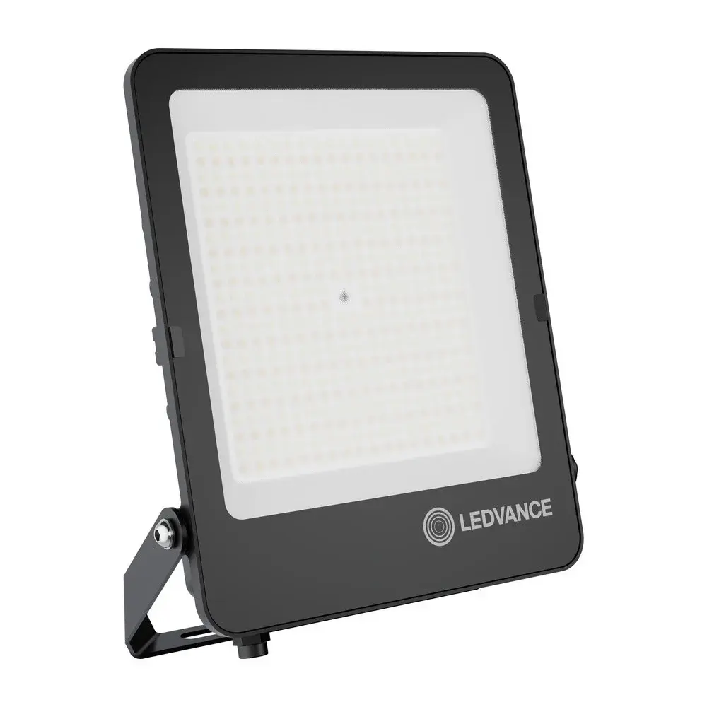 Ledvance Zakelijk: Professionele LED Verlichting & Armaturen Ledvance LED Schijnwerper Floodlight Compact Gen 2 - 90-105W 12.600-15.700Lm - 3CCT 3000K/4000K/6500K - IP65 | 100D - Zwart Ledvance Zakelijk: Professionele LED Verlichting & Armaturen Ledvance LED Schijnwerper Floodlight Compact Gen 2 - 90-105W 12.600-15.700Lm - 3CCT 3000K/4000K/6500K - IP65 | 100D - Zwart