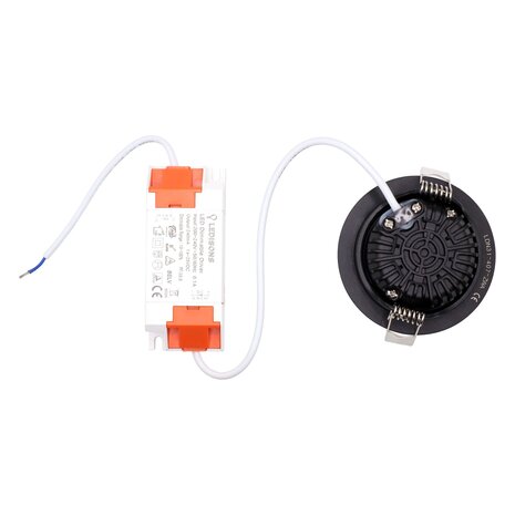 LCB LED Inbouwspot Dimbaar Zwart | 5W 630lm | 2700K 827 Warm Wit | IP65 | Zaagmaat 68-74mm LCB LED Inbouwspot Dimbaar Zwart | 5W 630lm | 2700K 827 Warm Wit | IP65 | Zaagmaat 68-74mm