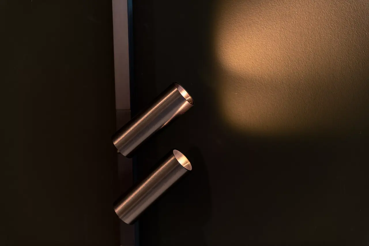 Lucide LED 48V LINIAL BIXX Railspot Duo - Geborsteld Gun Metal - 16W 2x600Lm - 2-Lichts | 2700-4000K TW - Magnetisch Lucide LED 48V LINIAL BIXX Railspot Duo - Geborsteld Gun Metal - 16W 2x600Lm - 2-Lichts | 2700-4000K TW - Magnetisch