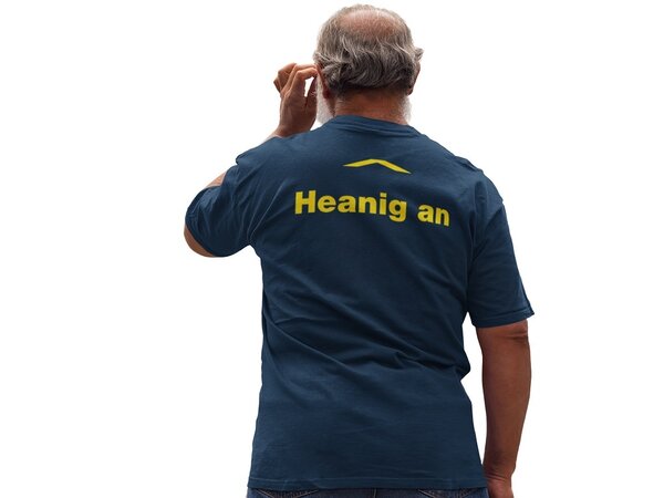 "Heanig an" tshirt