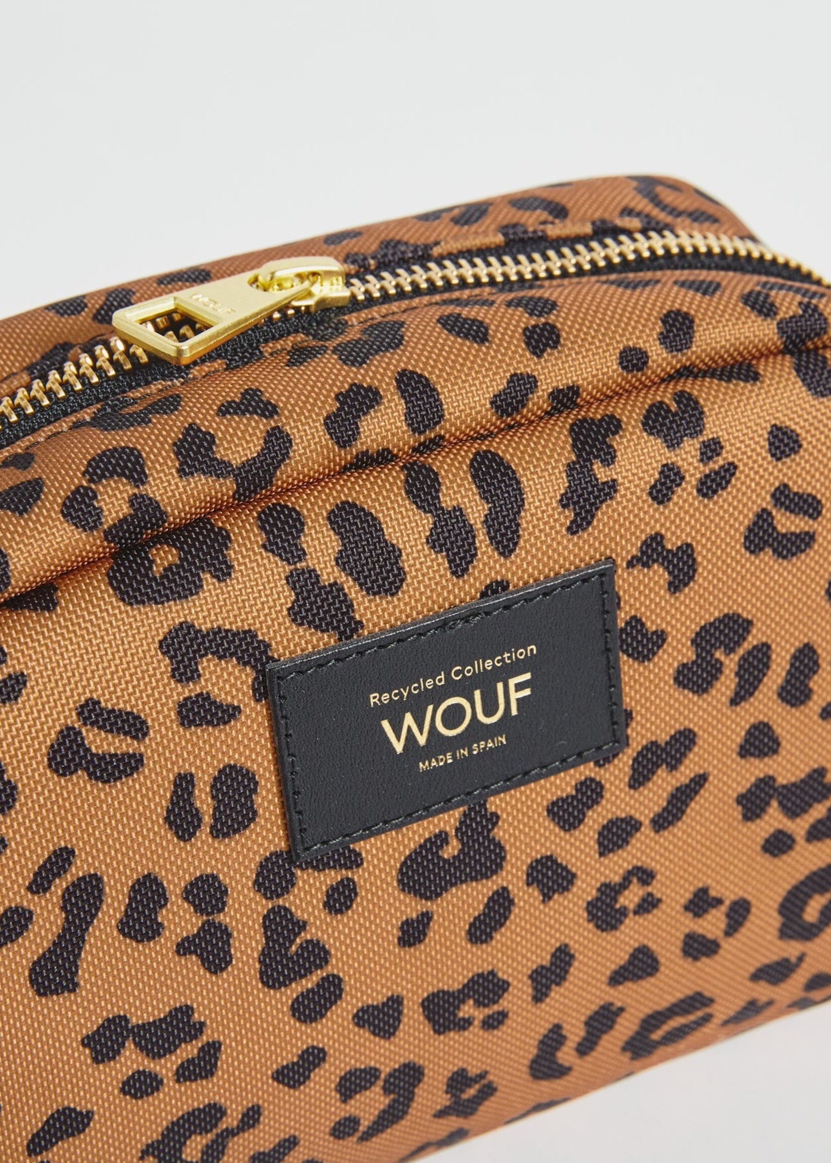 WOUF Agar Large Toiletry Bag
