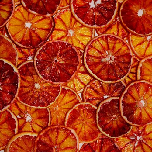 Frutta Frutta Bloodorange +/- 650 stuks (1KG) - gedroogd fruit - cocktailgarnering - Sinaasappel schijfjes Frutta Frutta Bloodorange +/- 650 stuks (1KG) - gedroogd fruit - cocktailgarnering - Sinaasappel schijfjes