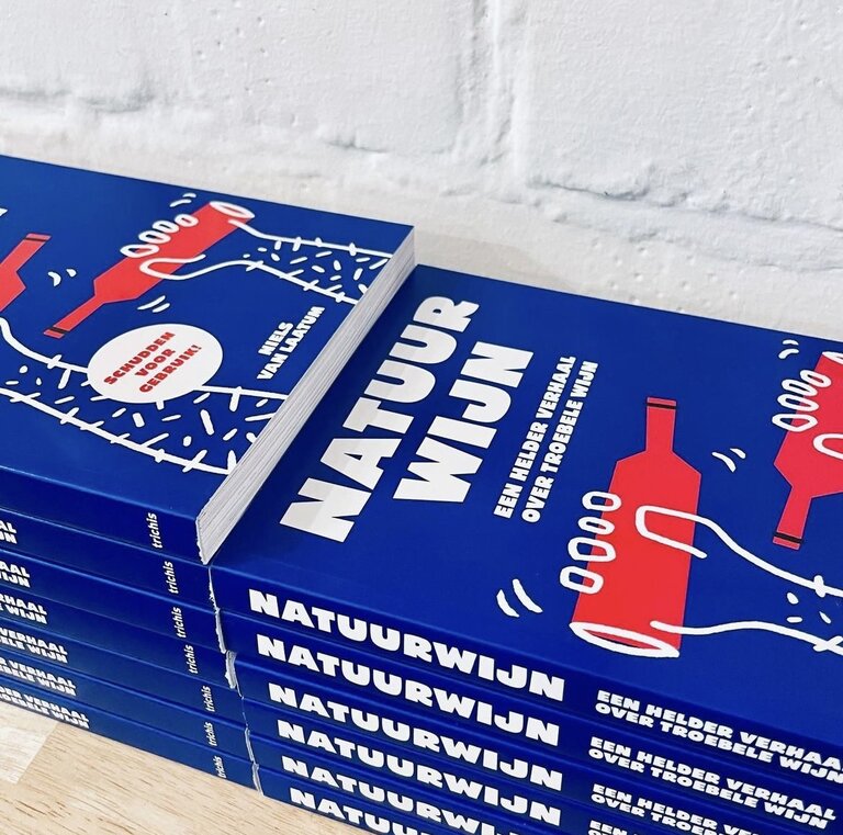 A taste affair Natuurwijn het boek - Niels van Latuum