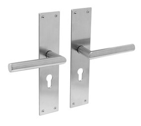 Intersteel Deurklink Jura met schild profielcilindergat 55mm geborsteld RVS Intersteel Deurklink Jura met schild profielcilindergat 55mm geborsteld RVS