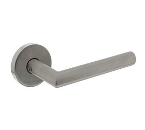 Intersteel Deurklink Jura op ronde massieve rozet geborsteld RVS Intersteel Deurklink Jura op ronde massieve rozet geborsteld RVS