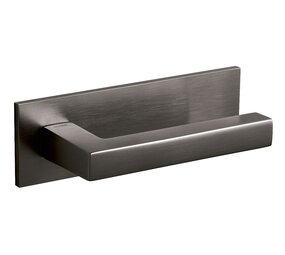 Olivari Deurklink ABC op horizontaal schild antractiet mat titaan PVD Olivari Deurklink ABC op horizontaal schild antractiet mat titaan PVD