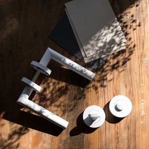 Deurbeslag wit Deurbeslag wit