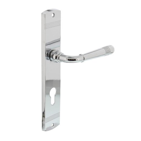 Intersteel Deurklink Helena op schild cilindergat 72mm chroom Intersteel Deurklink Helena op schild cilindergat 72mm chroom