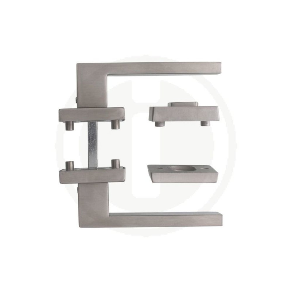 Intersteel Set achterdeurbeslag Amsterdam vierkant SKG3 geborsteld RVS met kerntrekbeveiliging Intersteel Set achterdeurbeslag Amsterdam vierkant SKG3 geborsteld RVS met kerntrekbeveiliging