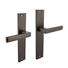 Intersteel Deurklink Hera op een rechthoekig schild antraciet grijs Intersteel Deurklink Hera op een rechthoekig schild antraciet grijs