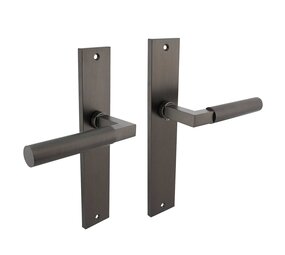 Intersteel Deurklink Bau-Stil op schild in antraciet grijs Intersteel Deurklink Bau-Stil op schild in antraciet grijs