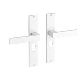 Mooi Deurbeslag Witte deurklink Lusso geveerd op schild cilindergat 55mm Mooi Deurbeslag Witte deurklink Lusso geveerd op schild cilindergat 55mm
