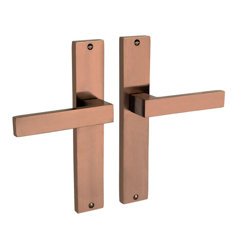 Mooi Deurbeslag Lusso geveerd op schild met mat bronzen PVD coating Mooi Deurbeslag Lusso geveerd op schild met mat bronzen PVD coating