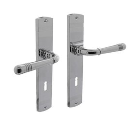 Intersteel Deurklink Helena op schild sleutelgat 56mm chroom Intersteel Deurklink Helena op schild sleutelgat 56mm chroom