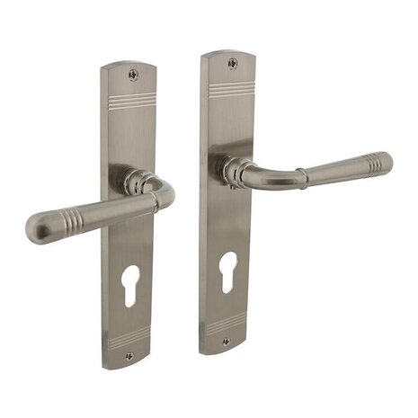 Intersteel Deurklink Helena op schild profielcilindergat 55mm nikkel mat