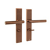 Mooi Deurbeslag Geveerde deurklink Ferro mat brons op schild met WC-slot 63/8mm - voor binnendeur Mooi Deurbeslag Geveerde deurklink Ferro mat brons op schild met WC-slot 63/8mm - voor binnendeur