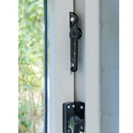Intersteel SecuMax raamuitzetter buitendraaiend zwart