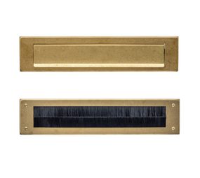 Intersteel Set brievenbus en tochtwering rechthoekig PVD messing getrommeld Intersteel Set brievenbus en tochtwering rechthoekig PVD messing getrommeld
