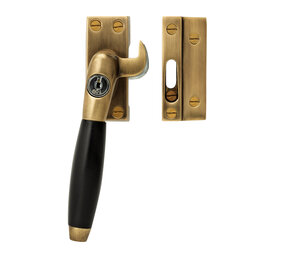 De Oude Deurklink Raamsluiting antiek messing met slot links De Oude Deurklink Raamsluiting antiek messing met slot links