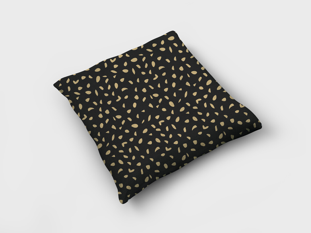 Textirieur Sierkussen Zwart oranje stippen Textirieur Sierkussen Zwart oranje stippen