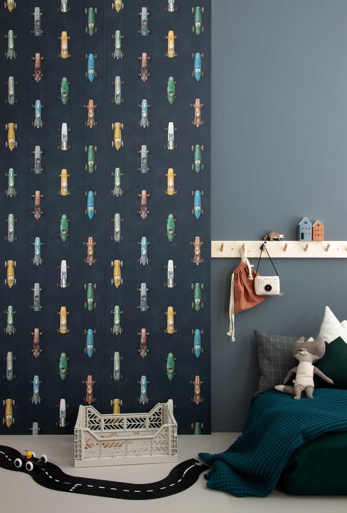 Kinderbehang Raceauto behang - donker Kinderbehang Raceauto behang - donker