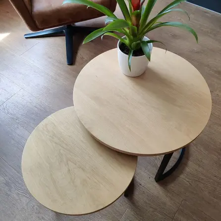Rond eiken tafelblad - 2,7 cm dik - prime eikenhout (A/B) - brede lamel (9-12 cm) - vaste afmetingen - gelijmd KD 8-12%