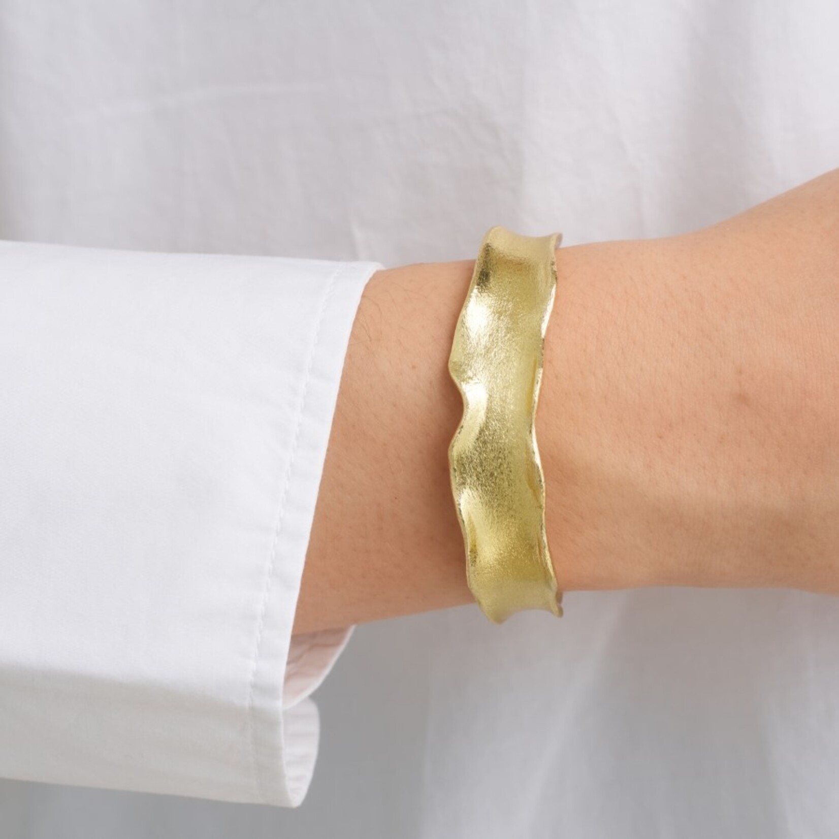 Pure by nat Bangle - Gold Plated