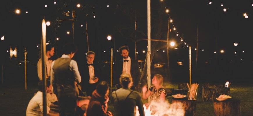 Références de nos clients avec nos guirlandes guinguettes pour mariage