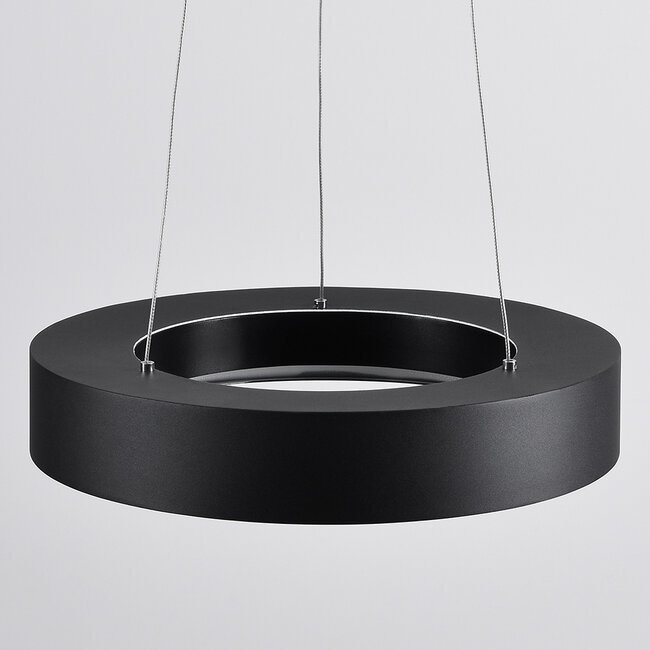 Modern pendant lamp Roundy in matte-black metal