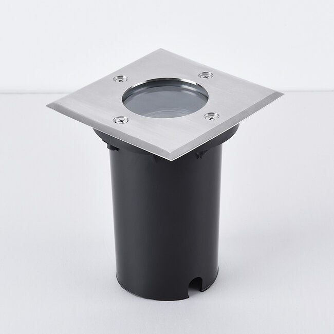 Modern outdoor ground spot IP67- Square mole