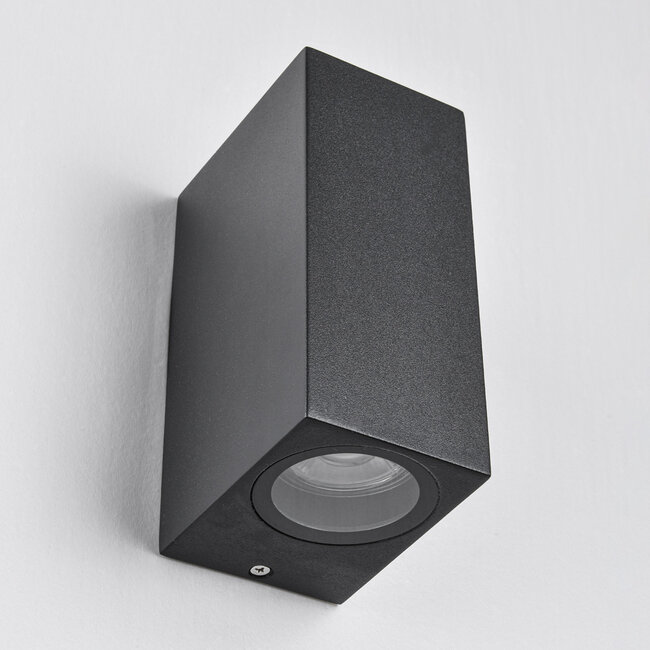 Modern square wall lamp Dutchman - black