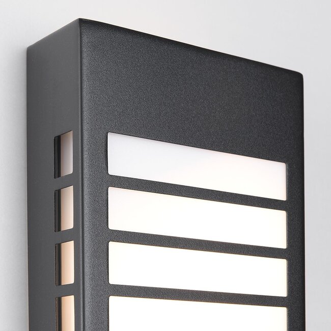 Outdoor wall light IP44 Pearlie - Black