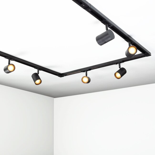 1.5 metre 1-phase track system set with Jamie spotlights, black