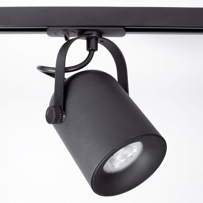 Modern 1.5 metre single-phase track lighting system with Julien spotlights - ceiling lights