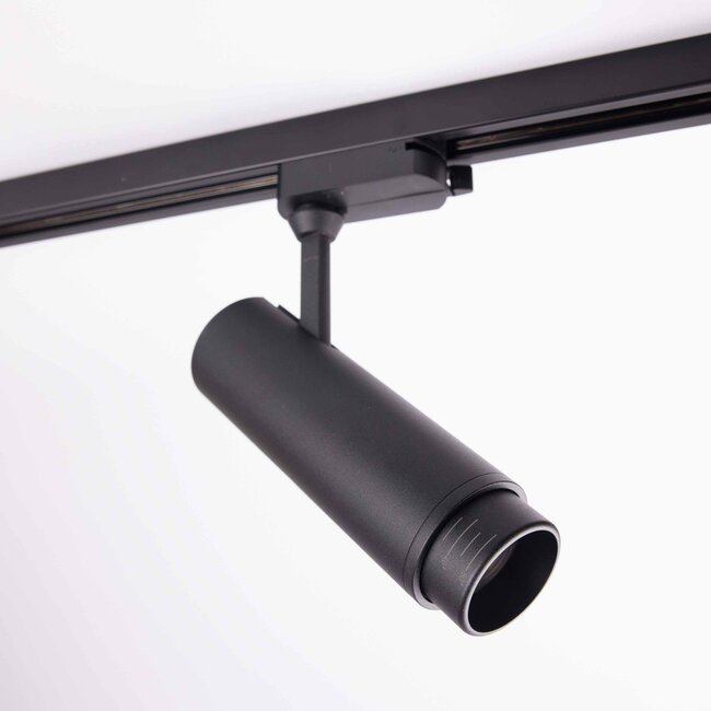 Modern 3-metre single-phase track lighting system with Jules spotlights - ceiling lights