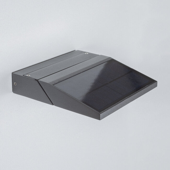 Foldable solar wall light with sensor Arietta